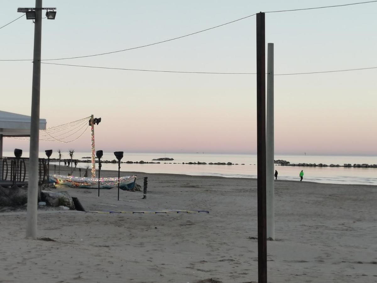Beach Apartments Montesilvano Pescara エクステリア 写真